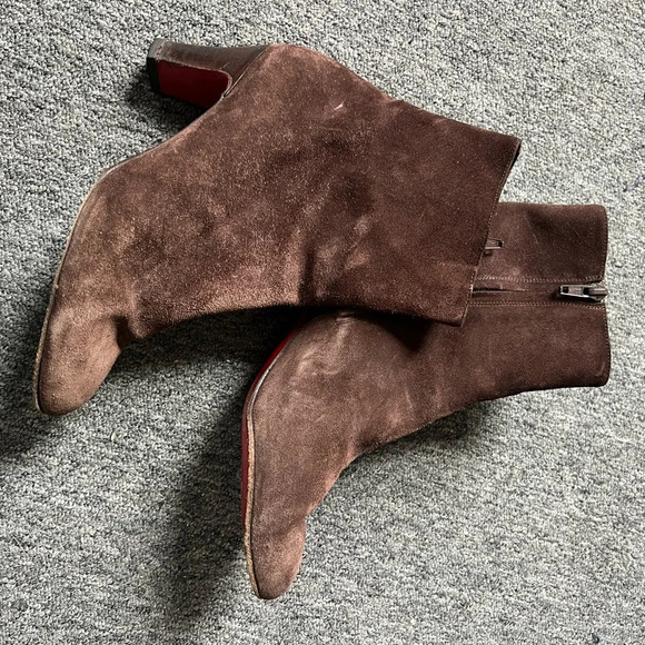 Louboutin Brown Suede Boots, size 38.5 - Picture 2 of 15